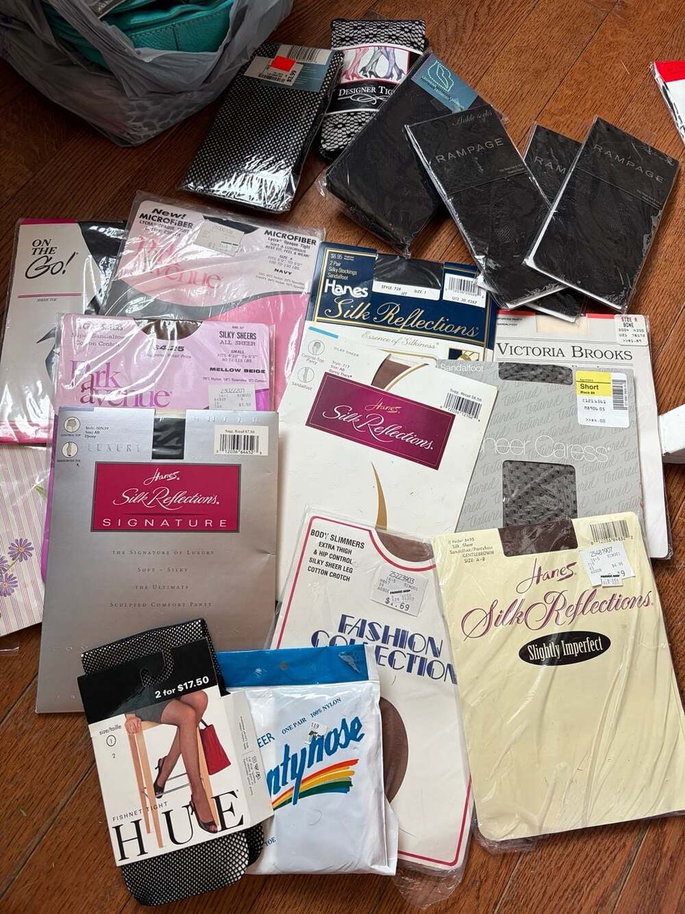 Vintage Lot of Women's Hosiery Pantyhose Including park avenue